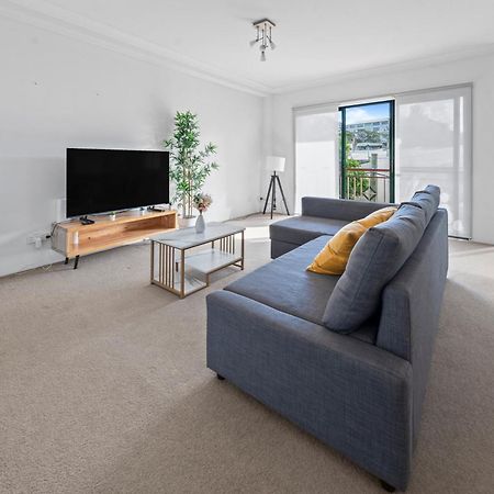 Cozy 2 Bedroom Apartment Surry Hills Сидней Экстерьер фото